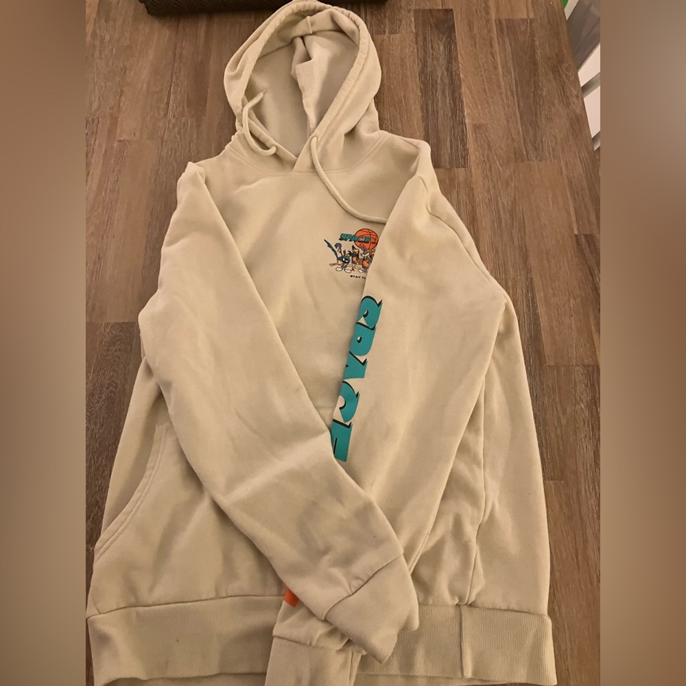 Space Jam - Vintage - Size Medium - Lightly Used
